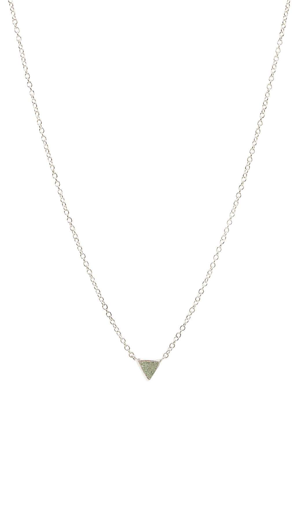 Collar de Plata Triángulo Petit con Piedras Naturales | Sissai Joyería 
