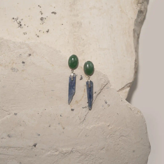 Aretes de Plata Colgantes Aura Oval con Cuarzo Verde