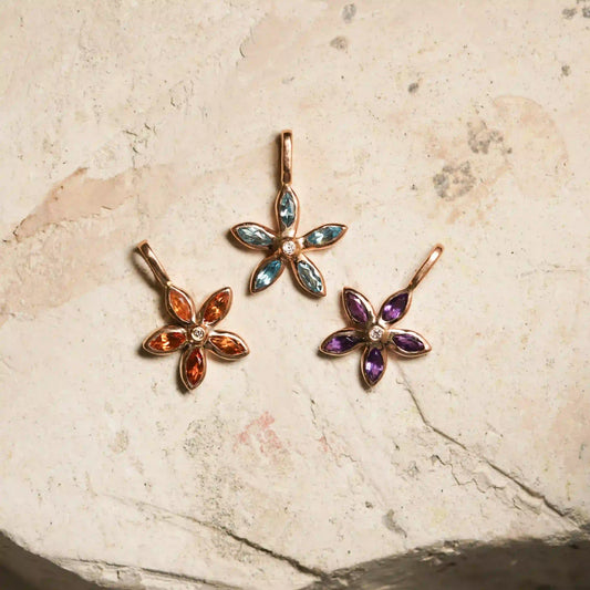 Dije de Oro 18k Flor Citrinos y Diamante