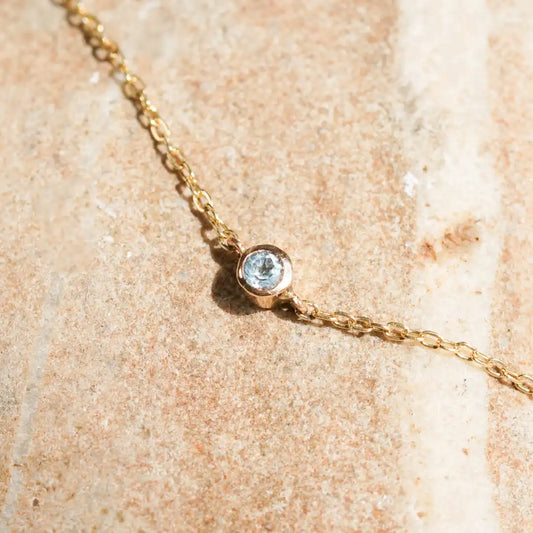 Pulsera de Oro 18k Solitario Mini Topacio | Sissai Joyería 
